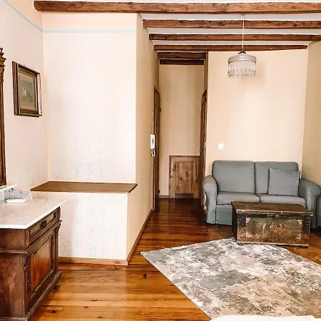Casa Garzotto Готель Ровінь